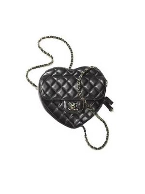 Chanel love bag