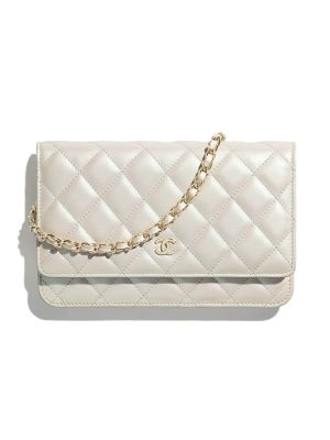 White CHANEL Wallet On Chain