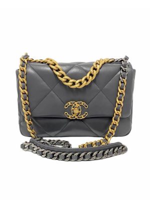 CHANEL 19 HANDBAG