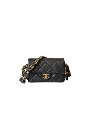 Black CHANEL Small Flap Bag (high-end grade)