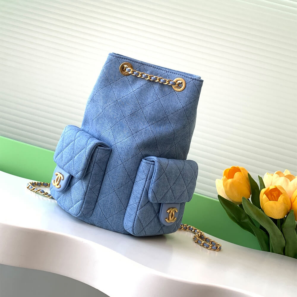 CHANEL Backpack (high-end grade) - Image 2