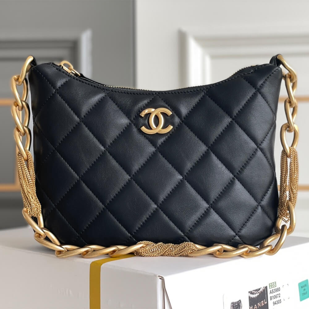 CHANEL HOBO HANDBAG - Image 2