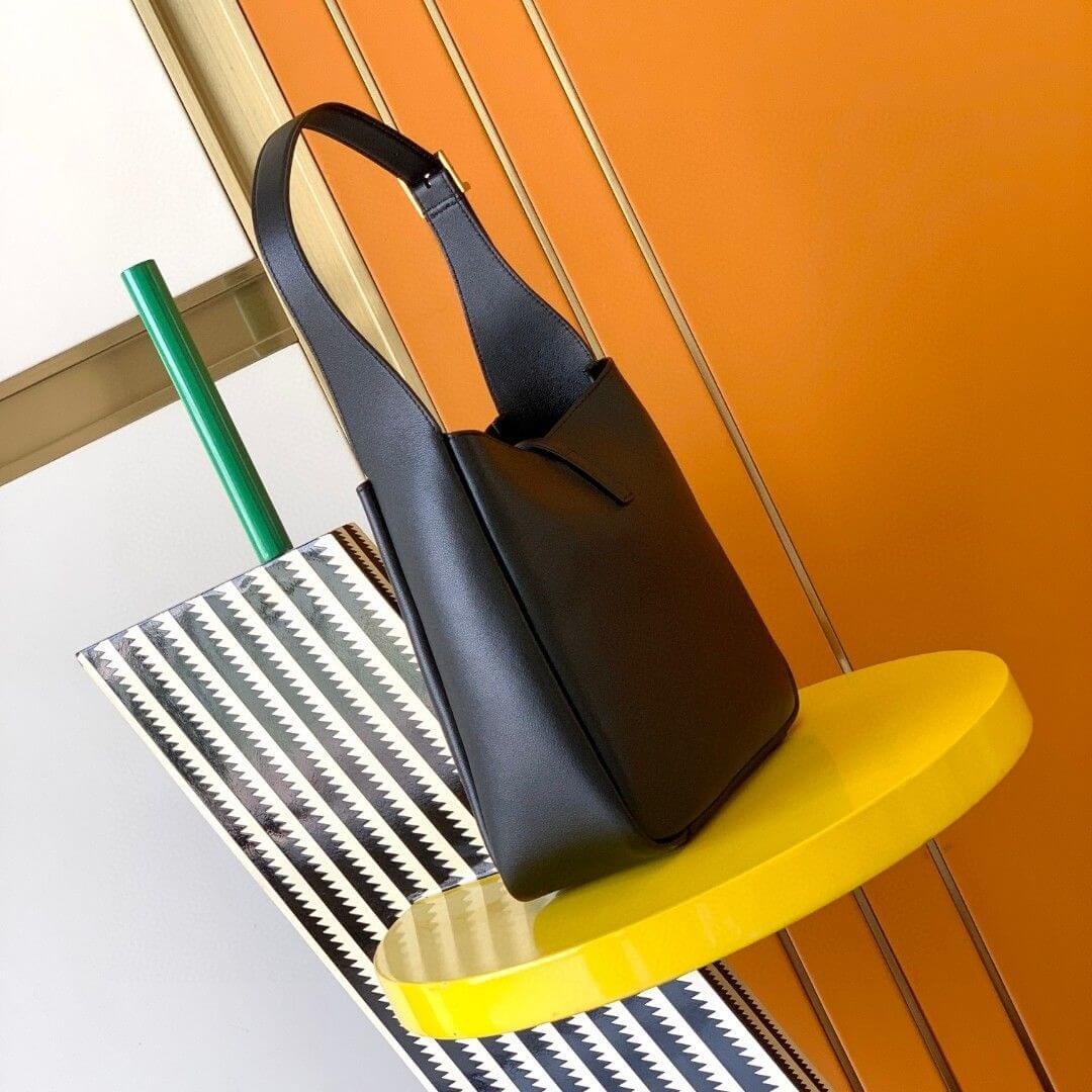 Black YSL LE 5 A 7 supple SMALL IN GRAINED LEATHER - Image 3