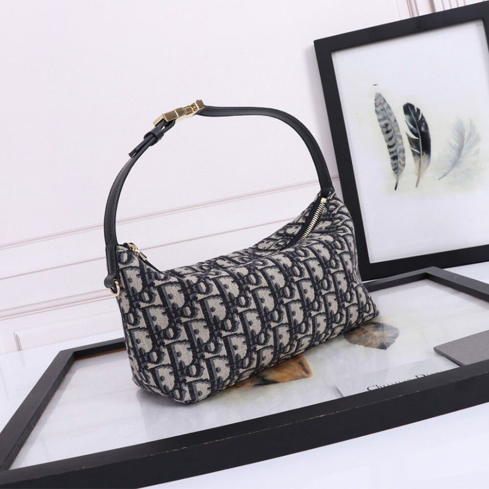 Medium DiorTravel Nomad Pouch - Image 3