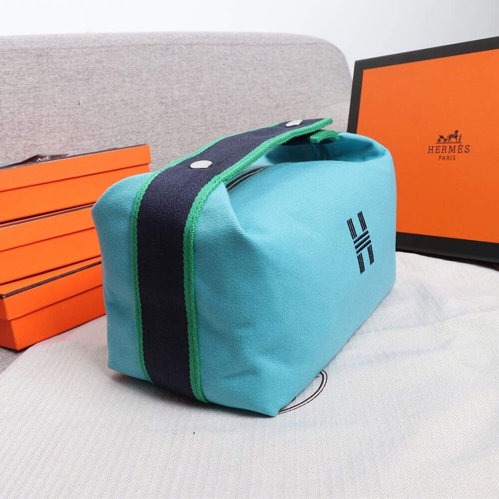 Hermes toiletery bag - Image 3