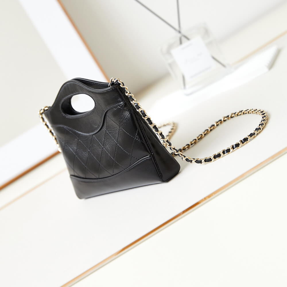 CHANEL 31 nano Bag - Image 3