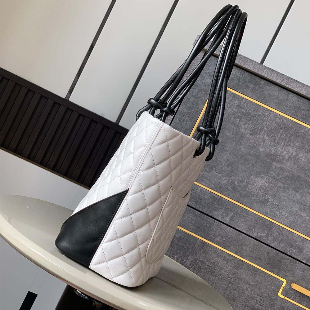 Chanel Cambon Line Medium Tote (high-end grade) - Image 3