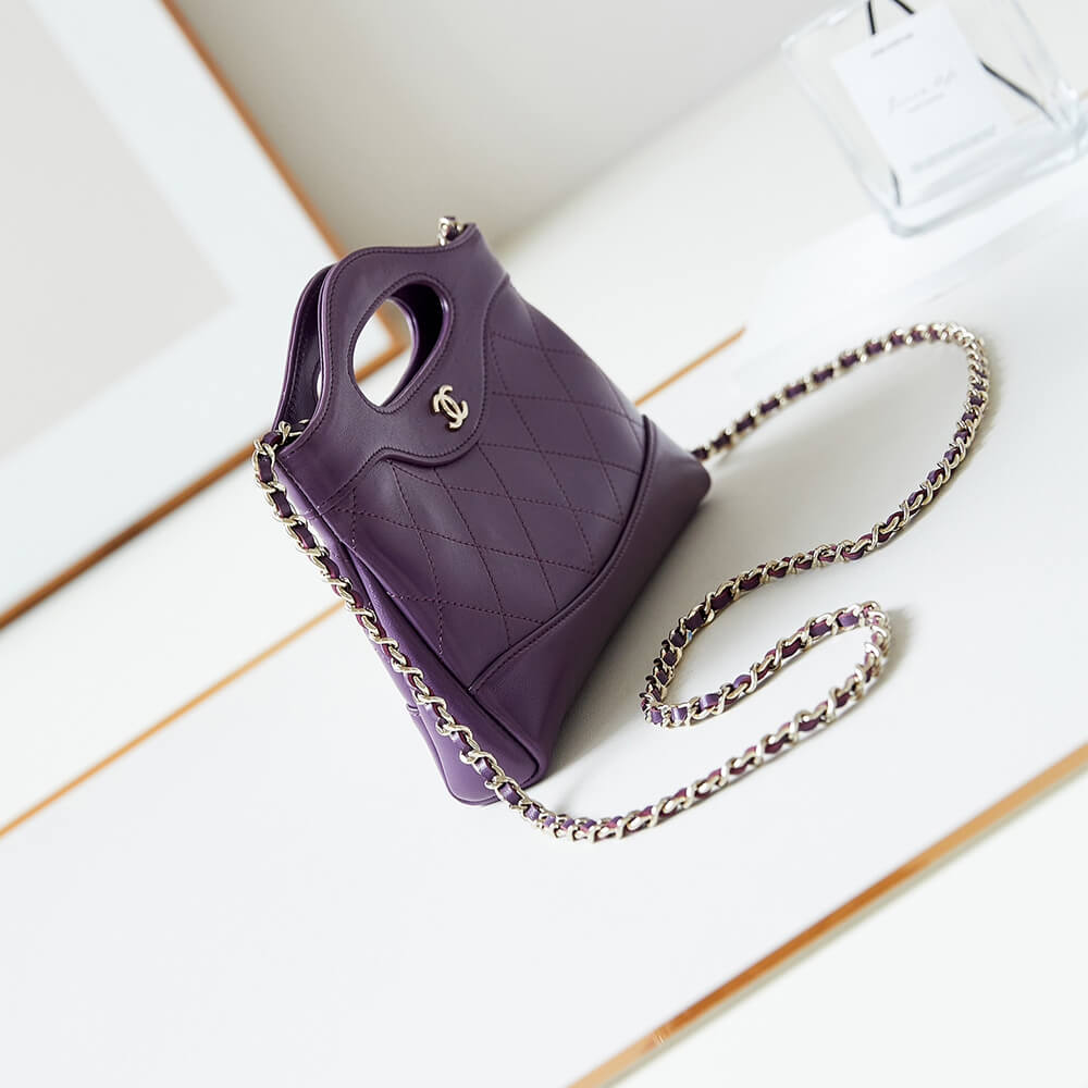 CHANEL 31 nano Bag - Image 3