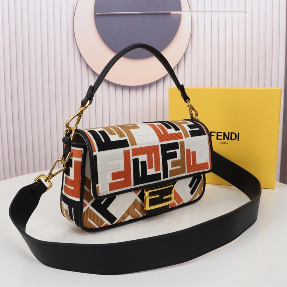 Fendi Baguette (high-end grade) - Image 3