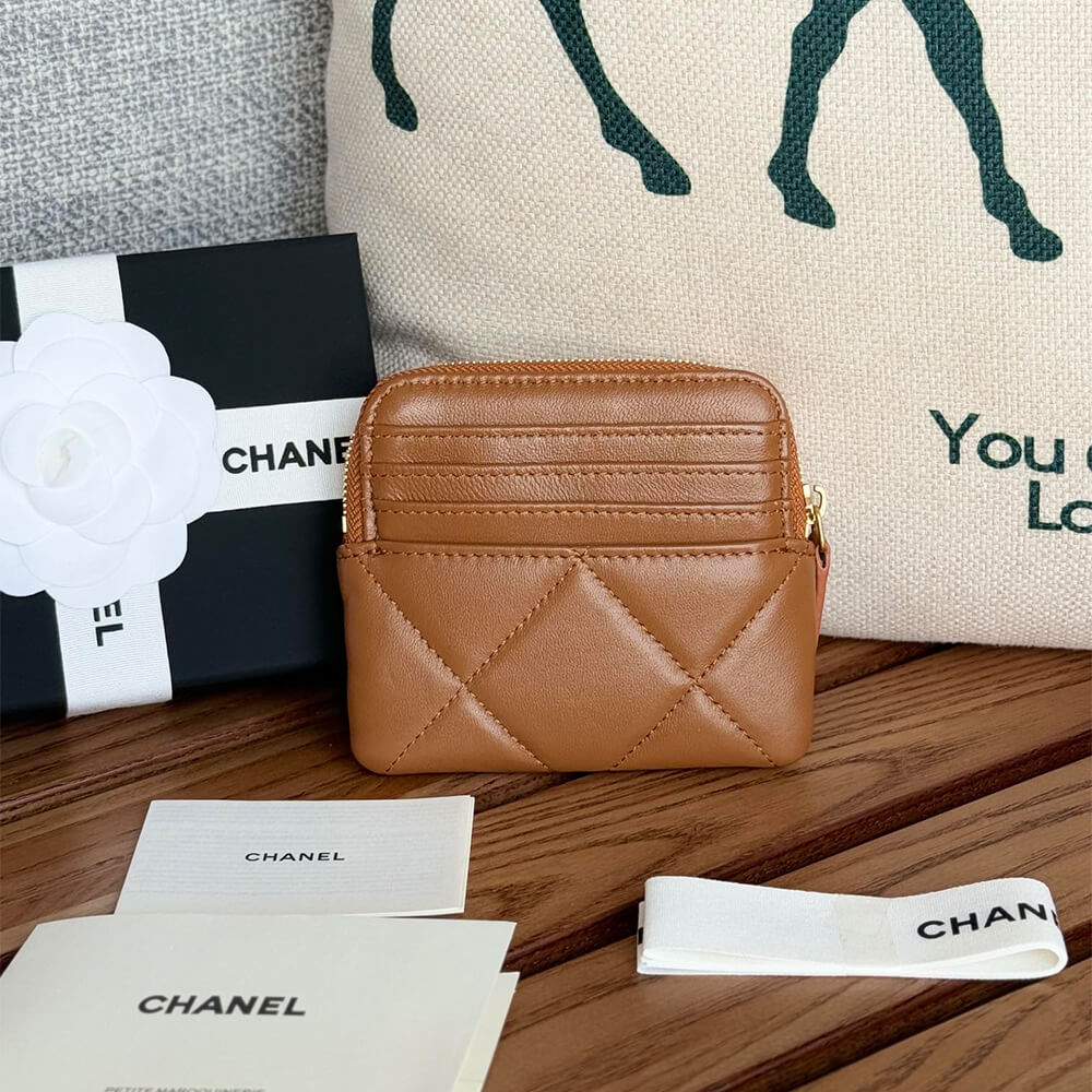 CHANEL 19 Zipped Coin Purse - Image 3