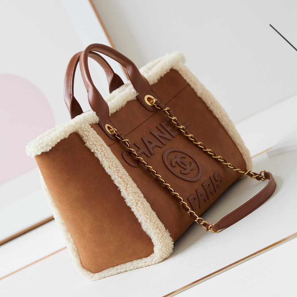 Chanel Small Tote Bag (high-end grade) - Image 3