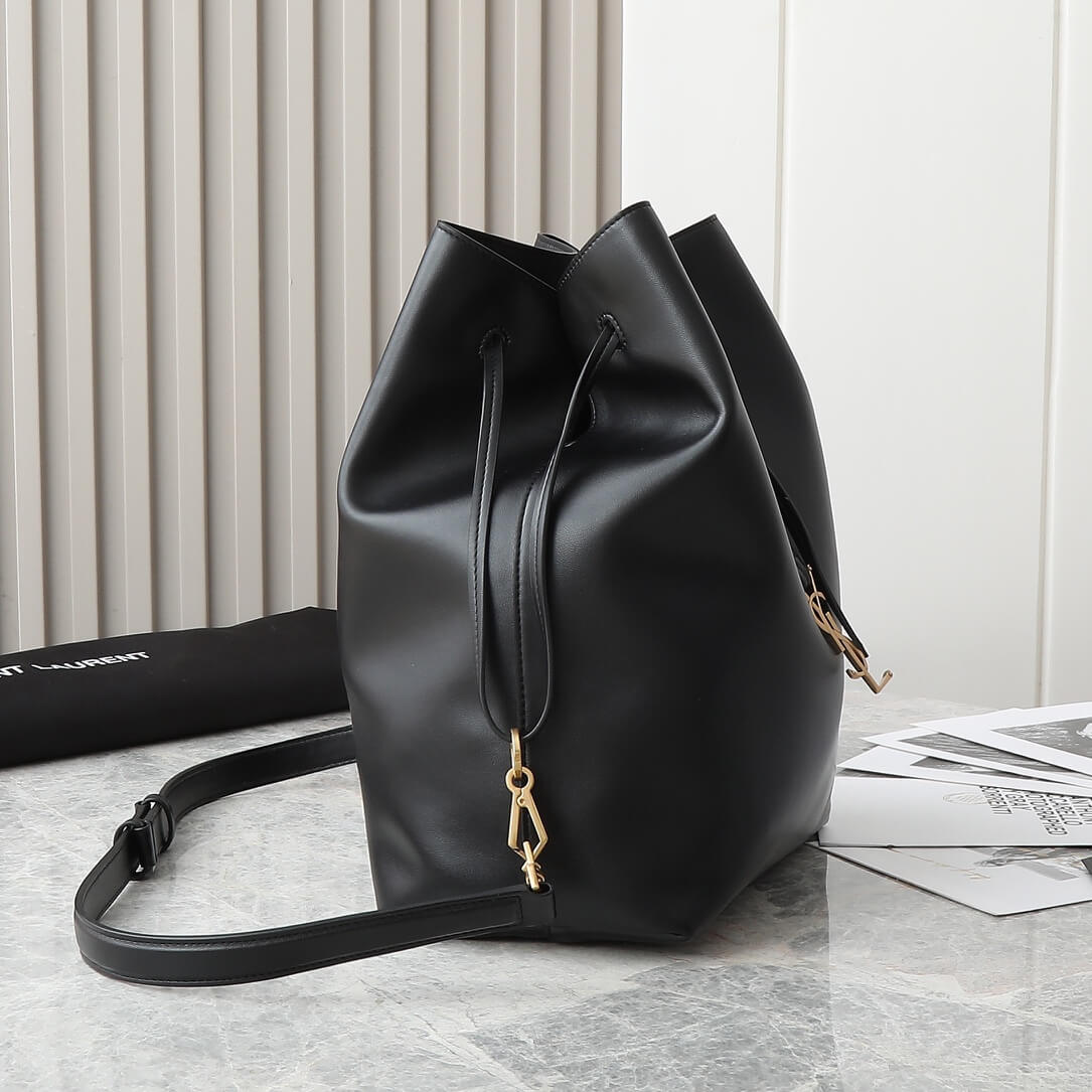 Black YSL PARIS VII pochon in lambskin - Image 3