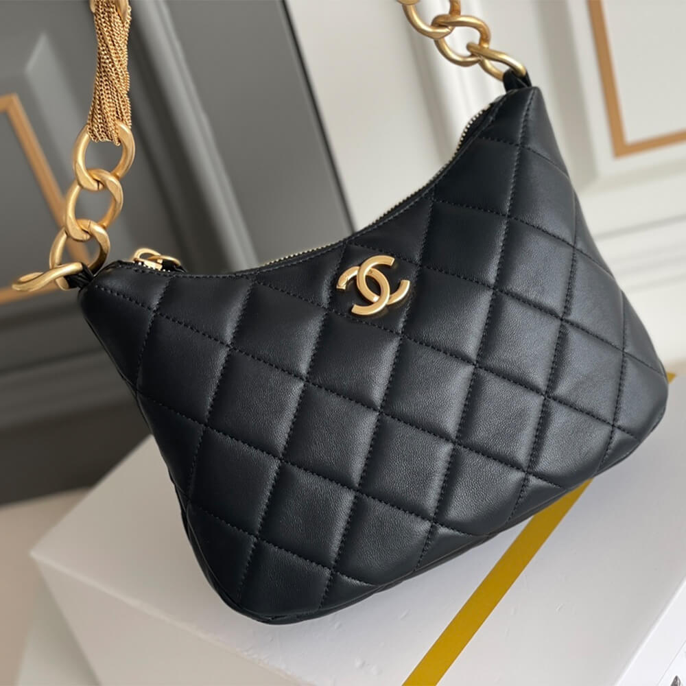 CHANEL HOBO HANDBAG - Image 3