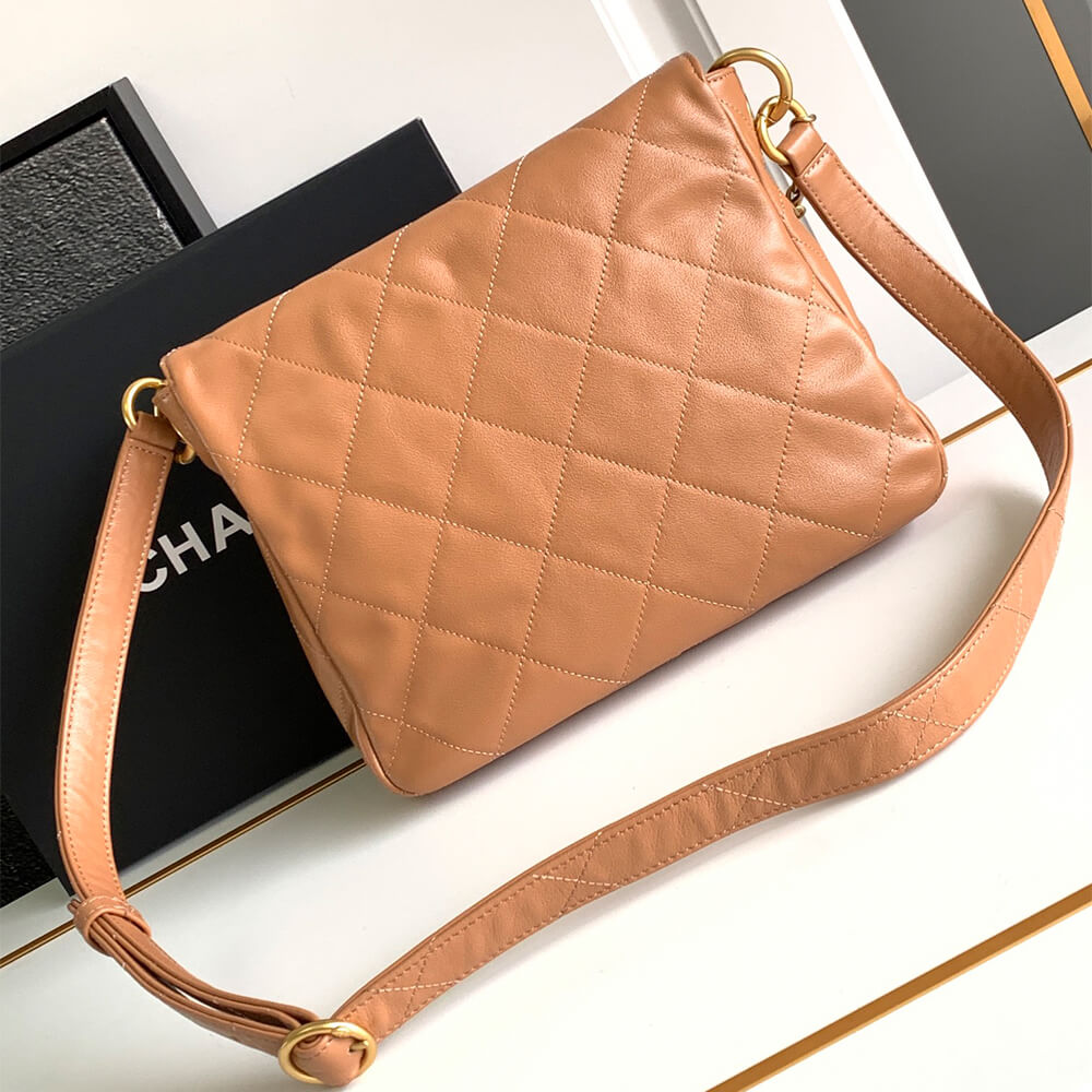 Chanel 24P hobo - Image 4