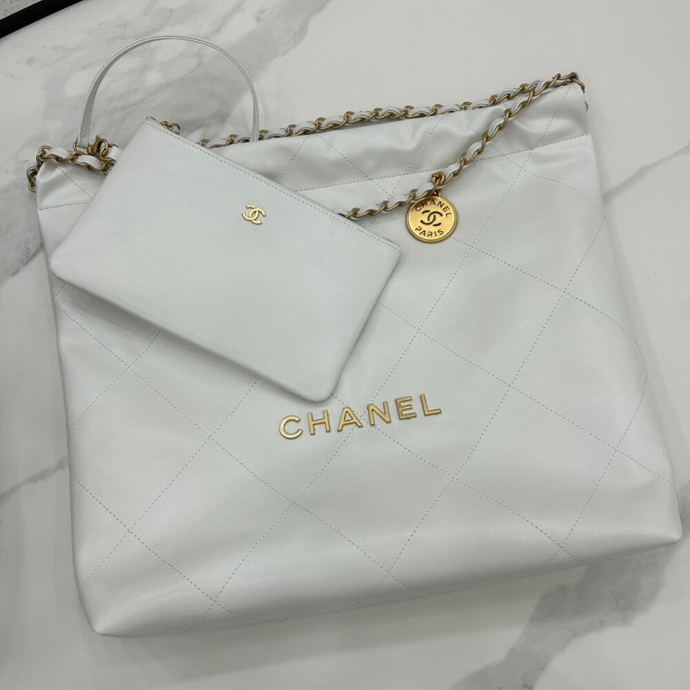 White CHANEL 22 Bag (high-end grade) - Image 5