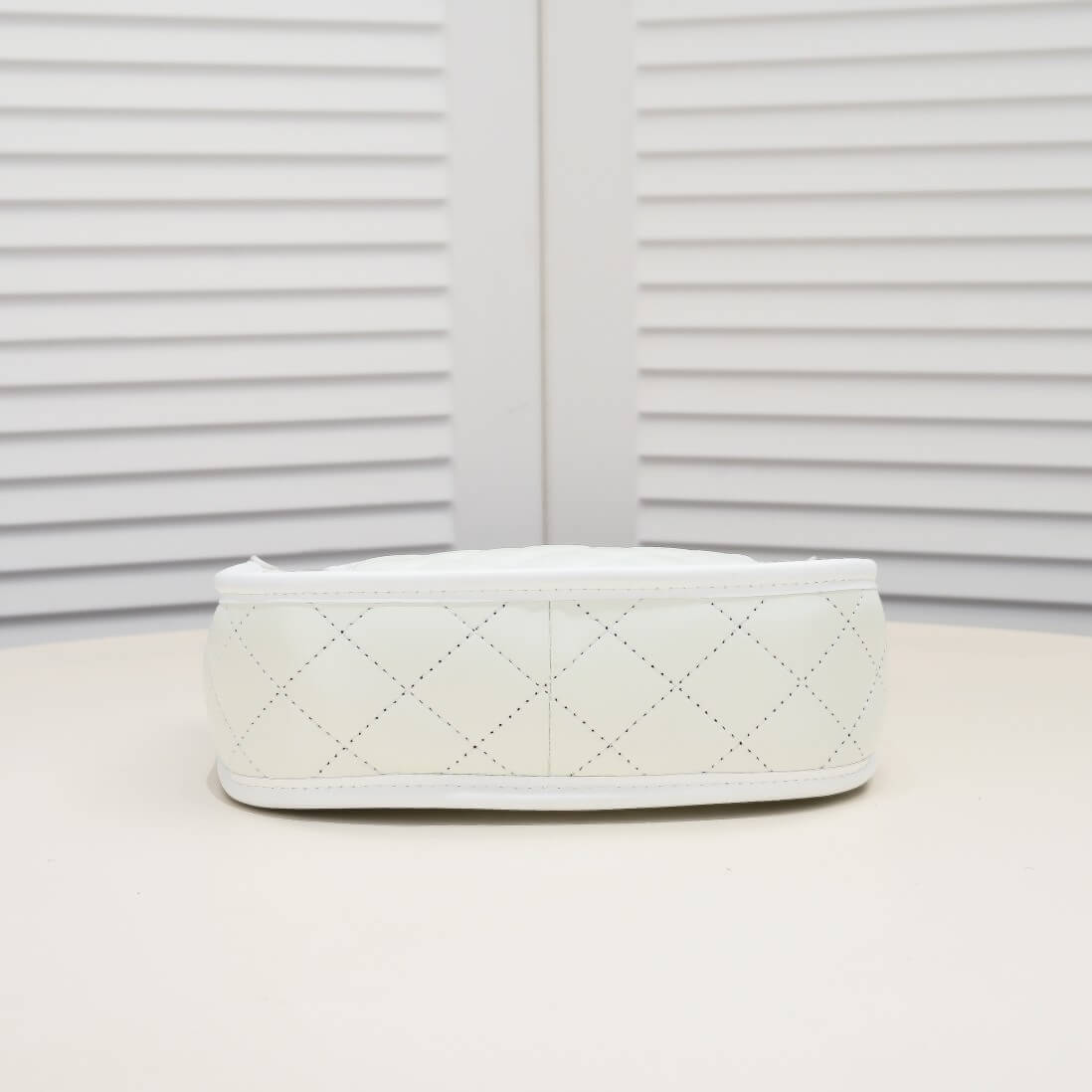 Chanel HOBO HANDBAG - Image 5