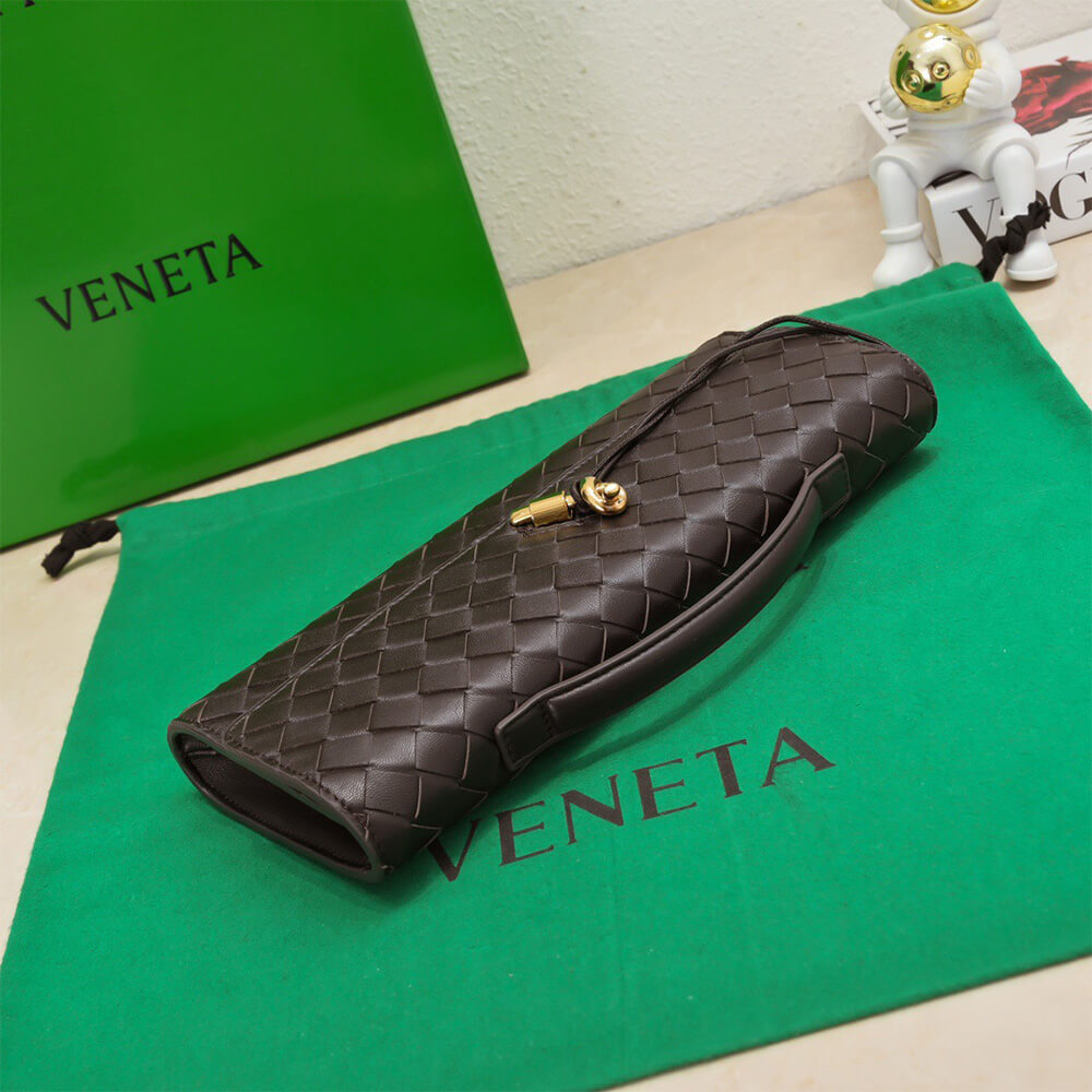 Fondant Bottega Veneta Andiamo Clutch (HIGH-END GRADE) - Image 5