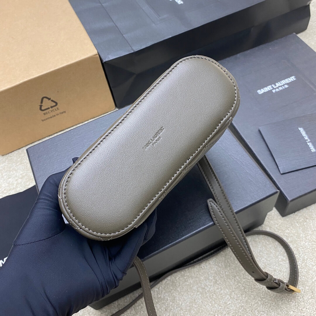 Green YSL GABY lambskin cosmetic bag - Image 5