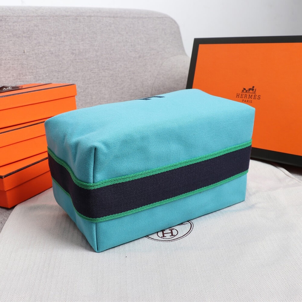 Hermes toiletery bag - Image 5