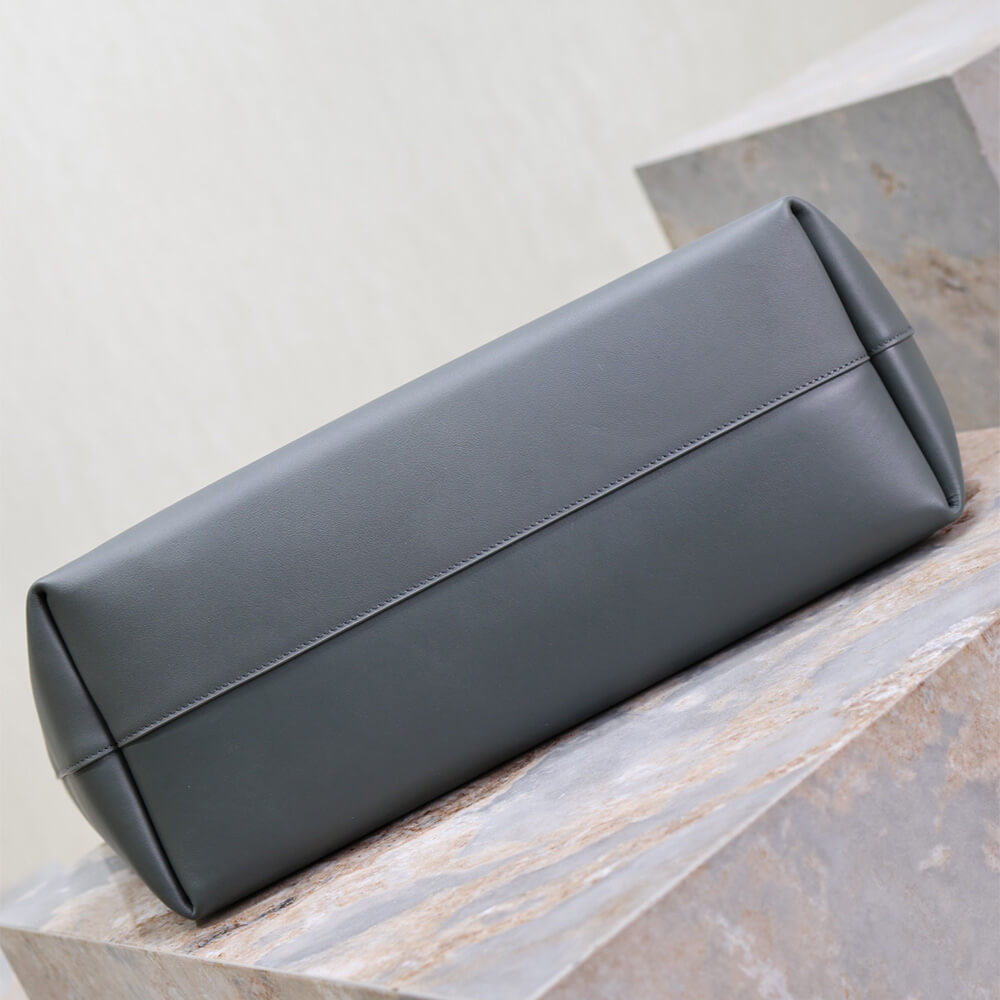 STORM YSL Shopping Saint Laurent leather - Image 5