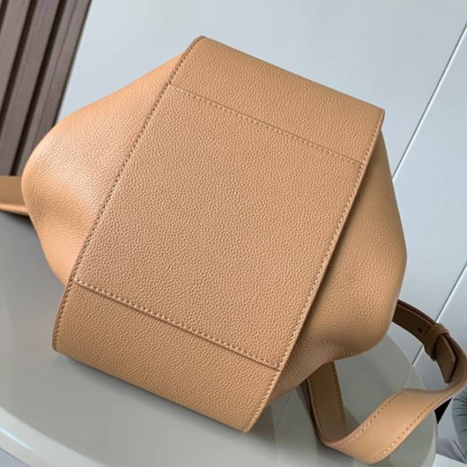 Toffee Loewe Small Hammock bag in soft grained calfskin - Image 5