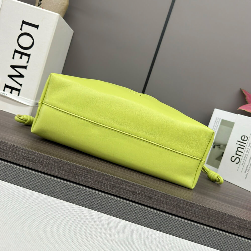 Anise Loewe Medium Flamenco purse in mellow nappa lambskin - Image 5