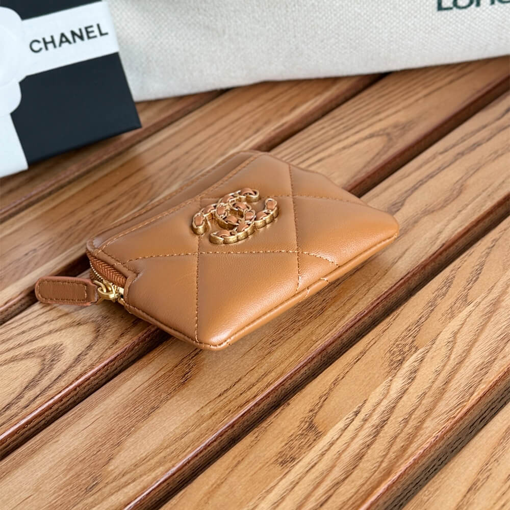 CHANEL 19 Zipped Coin Purse - Image 5