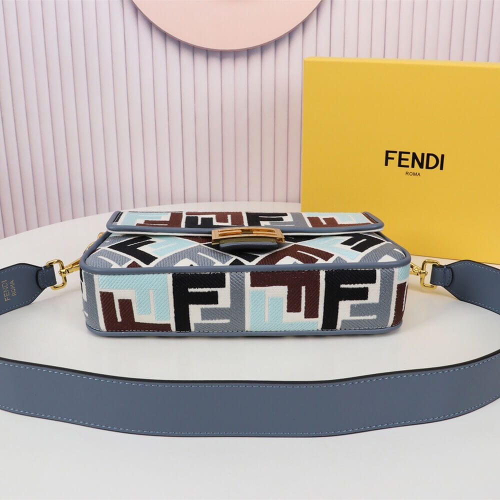 Fendi Baguette (high-end grade) - Image 5