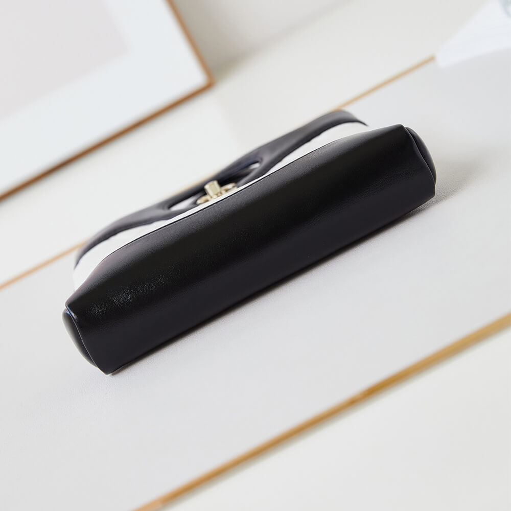 CHANEL 31 Mini Shopping Bag - Image 5