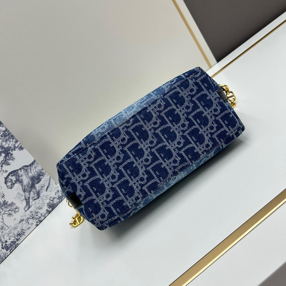 Dior Diorstar Hobo Bag with Chain - Image 5