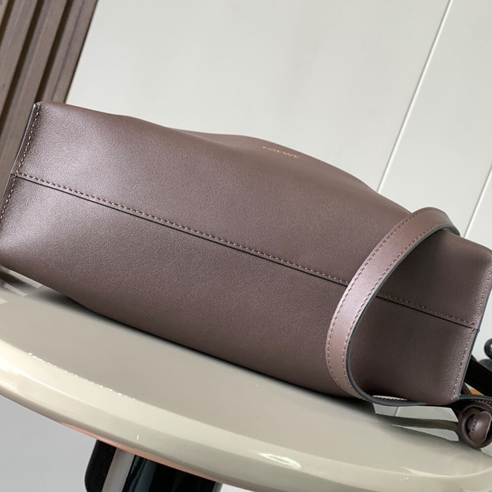 Chocolate LOEWE Medium Flamenco clutch in nappa calfskin (HIGH-END GRADE) - Image 5