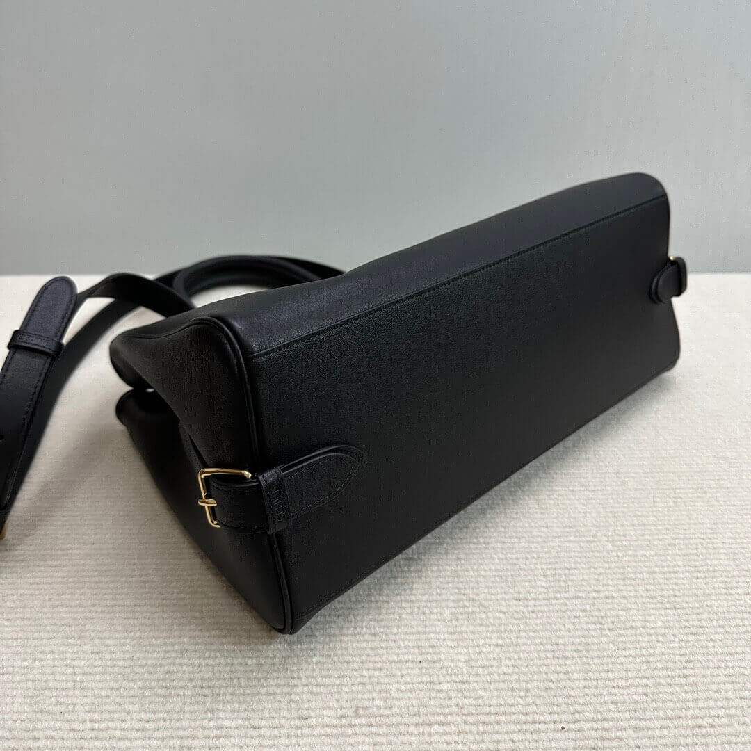 CELINE MEDIUM APPOLINE BAG IN SUPPLE CALFSKIN - Image 5