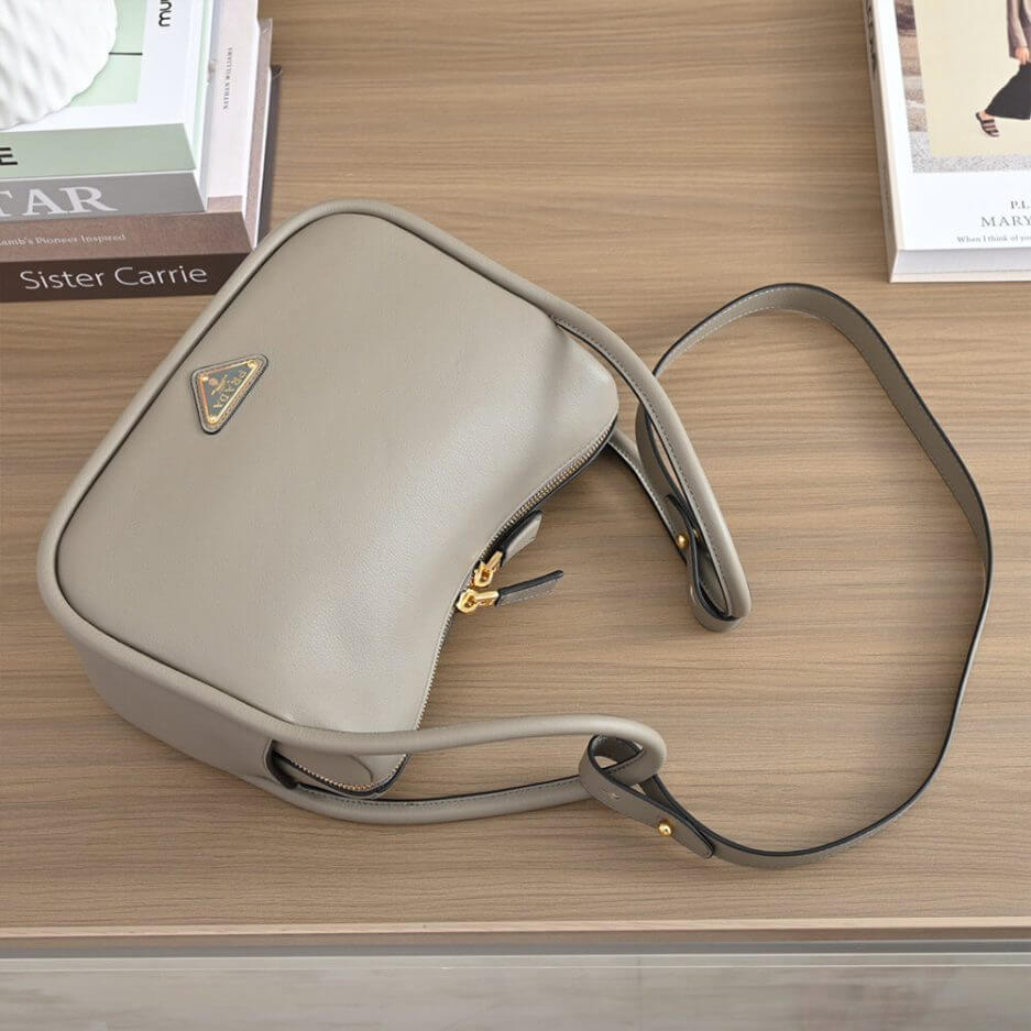 Prada Darling leather handbag - Image 6