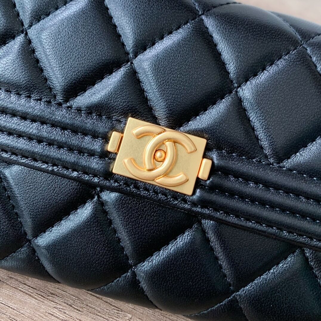 Chanel classic long wallet - Image 6