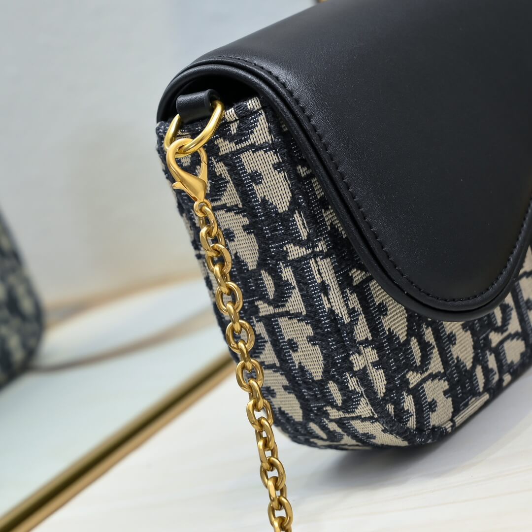 Dior Saddle Pouch with Chain - Image 6