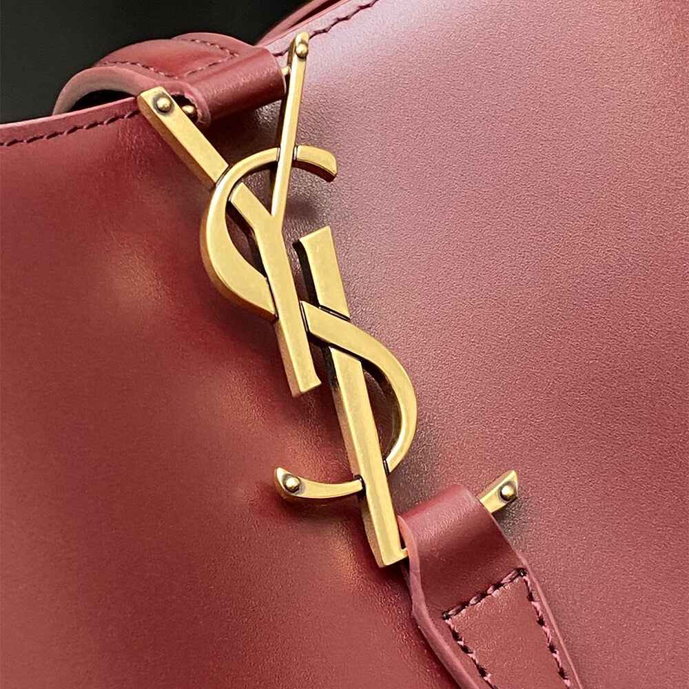 Burgundy YSL LE 37 small in shiny leather - Image 6