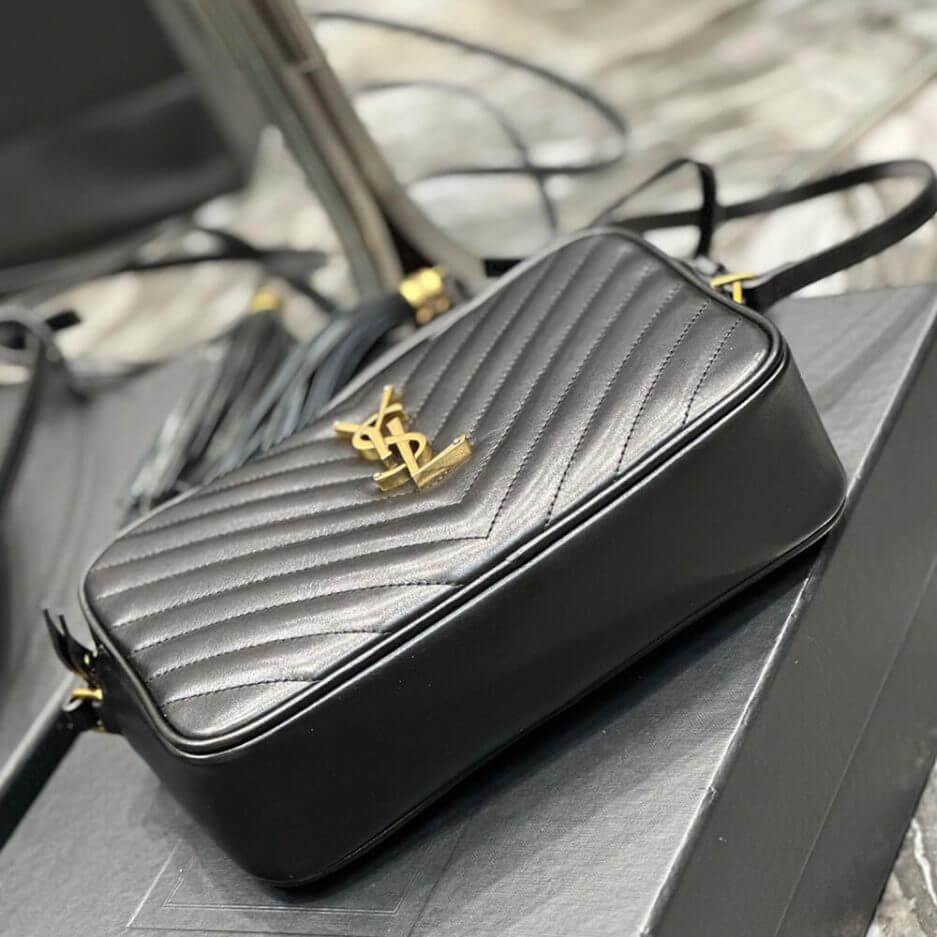 BLACK YSL LOU CAMERA BAG IN QUILTED LEATHER - Image 6