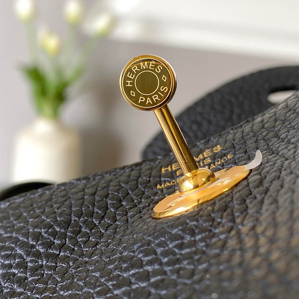 Black Hermes Lindy Mini Bag - Image 6