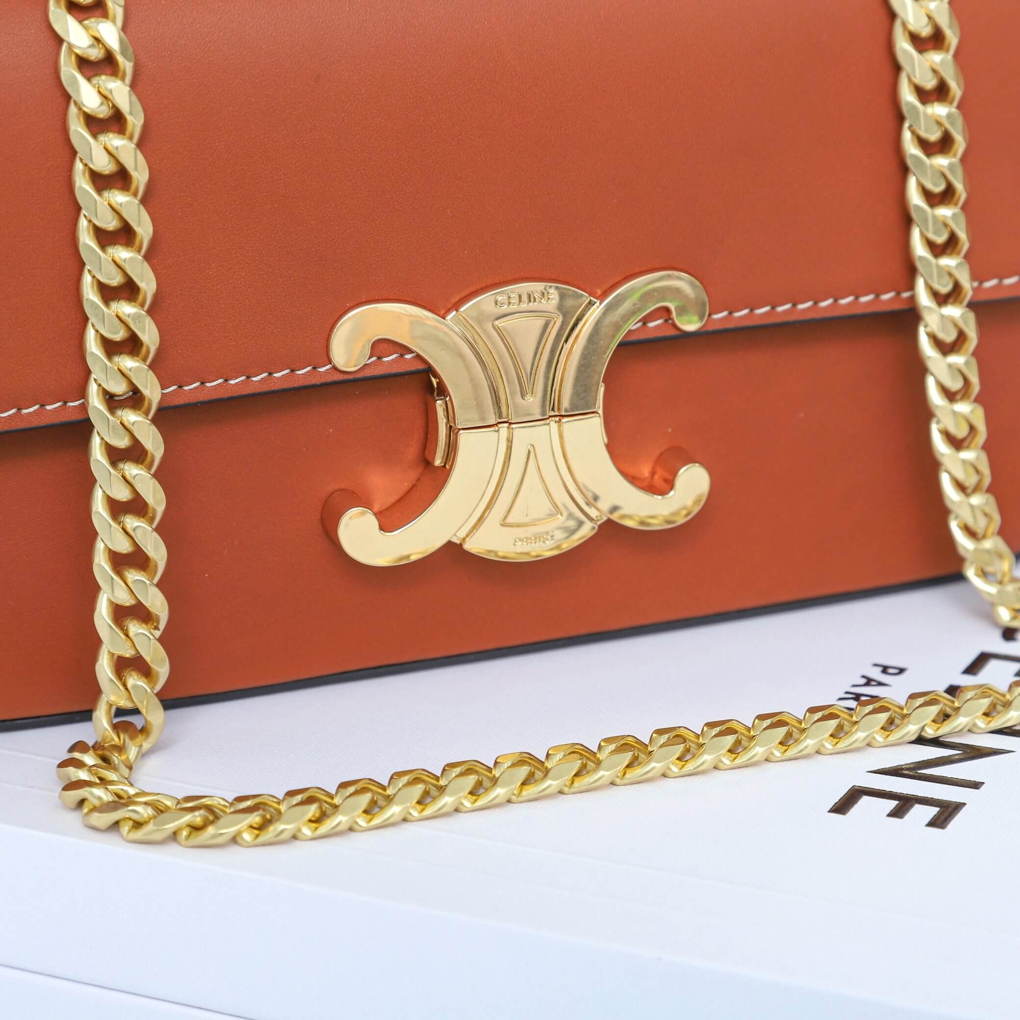 CELINE CLAUDE shiny cowhide leather chain shoulder Bag - Image 6