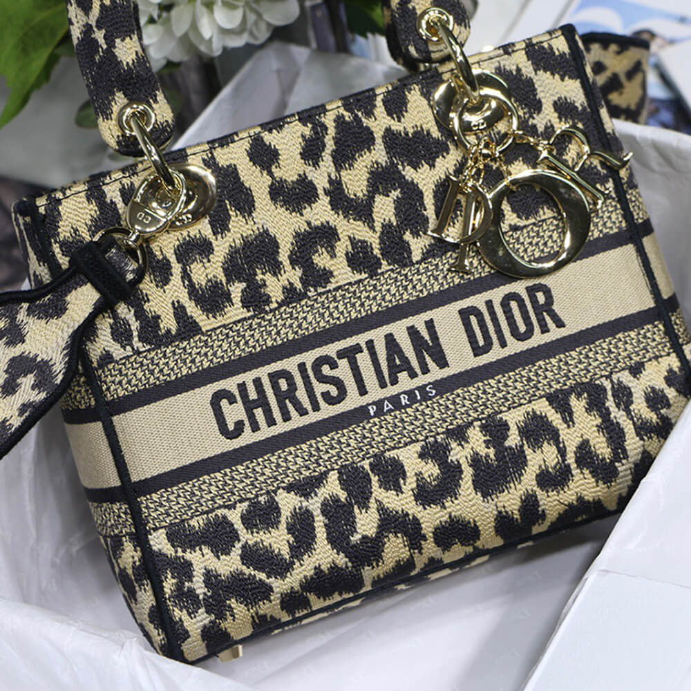 DIOR MEDIUM LADY D-LITE BAG - Image 6