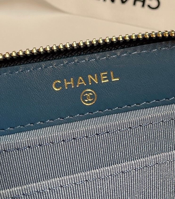 Chanel Classic Zipper Coin Wallet - Image 6