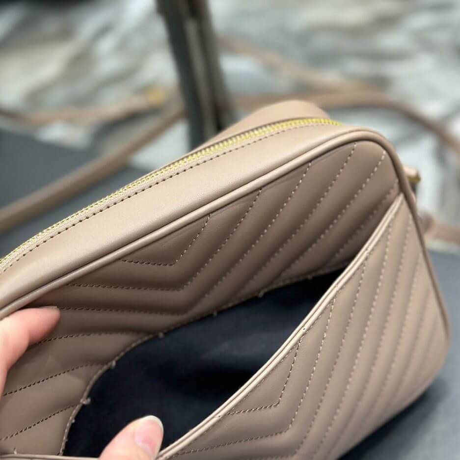 ROSY SAND YSL LOU CAMERA BAG IN QUILTED LEATHER - Image 7