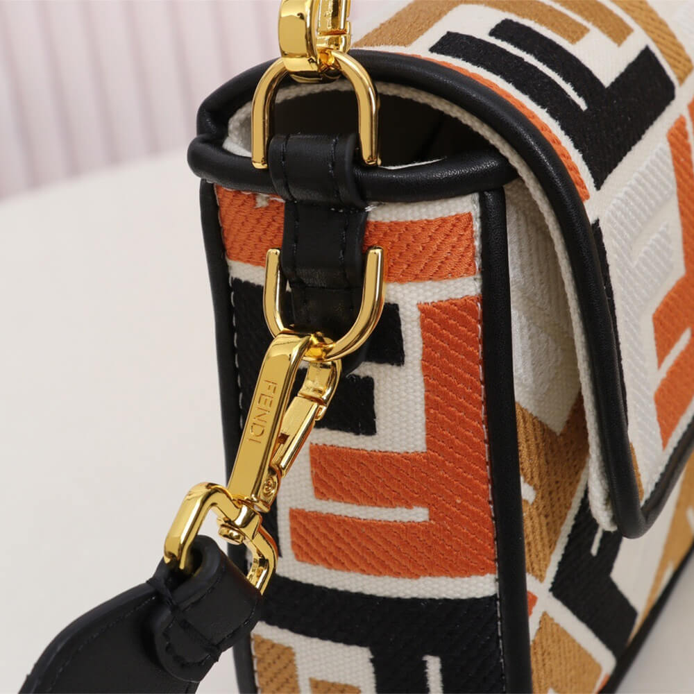 Fendi Baguette (high-end grade) - Image 7
