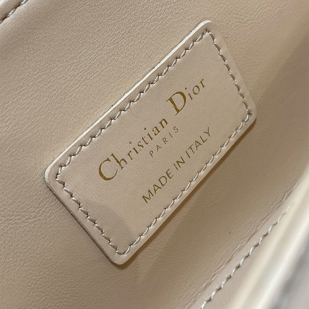 Dior Small 30 Montaigne Avenue Top Handle Bag - Image 7