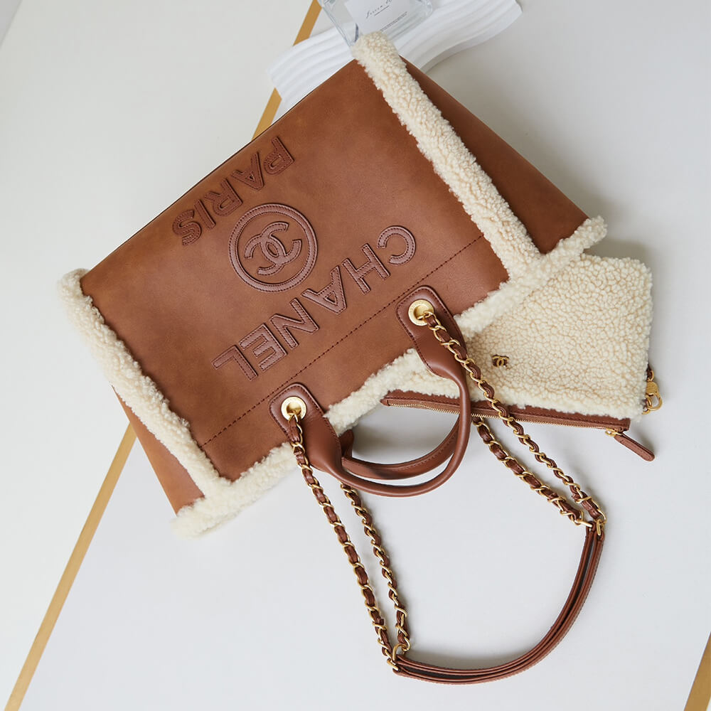 Chanel Small Tote Bag (high-end grade) - Image 7