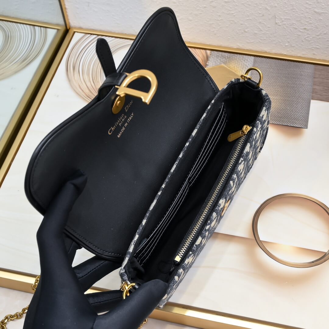 Dior Saddle Pouch with Chain - Image 8