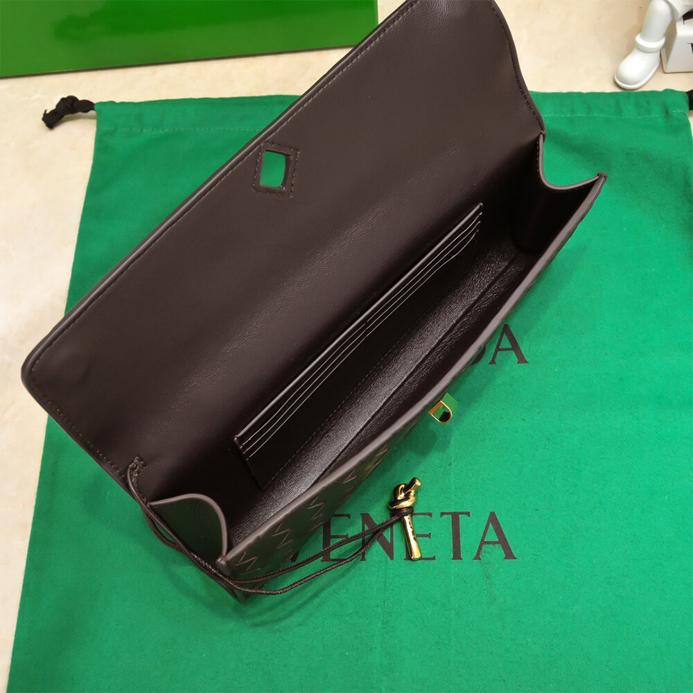 Fondant Bottega Veneta Andiamo Clutch (HIGH-END GRADE) - Image 8