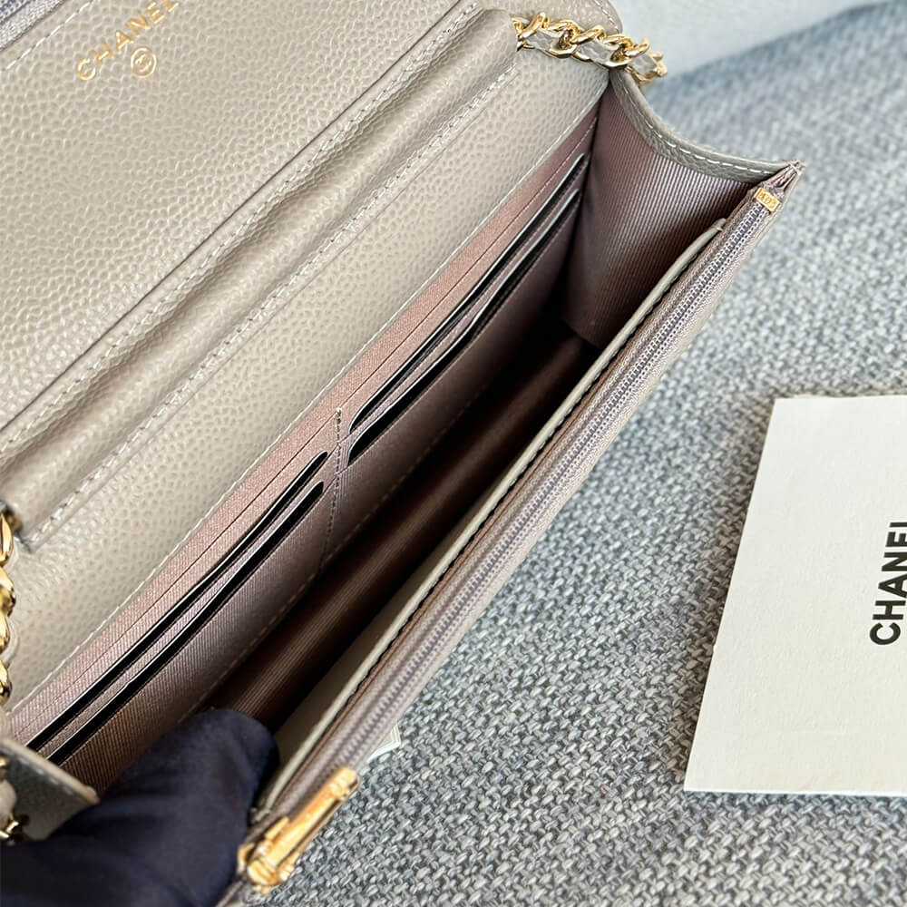 Chanel classic chain wallet - Image 8