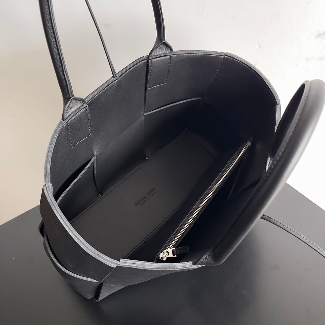 Black Bottega Veneta Small Arco Tote - Image 8